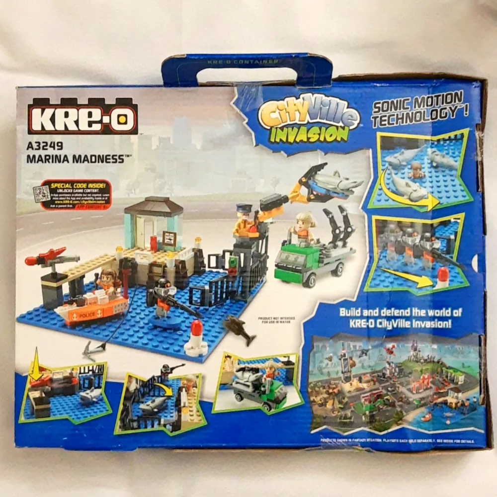 KRE-O CityVille Invasion Marina Madness Set DIY Brick Build Kit A3249 SEALED